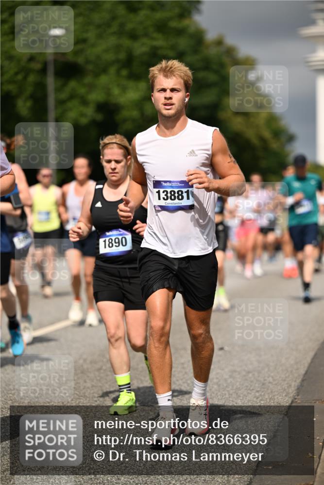 29.06.2025 - hella hamburg halbmarathon Dr. Thomas Lammeyer http://msf.ph/oto/8366395 29.06.2025 10:19:27 Kennedybrücke 1890, 2110, 2494, 2720, 2989, 3417, 4007, 4466, 4492, 4494, 5069, 5271, 5739, 5986, 6248, 6287, 6376, 6576, 7452, 7809, 7810, 8237, 9113, 9423, 9556, 9657, 9847, 9997, 10108, 10775, 10963 meine-sportfotos.de