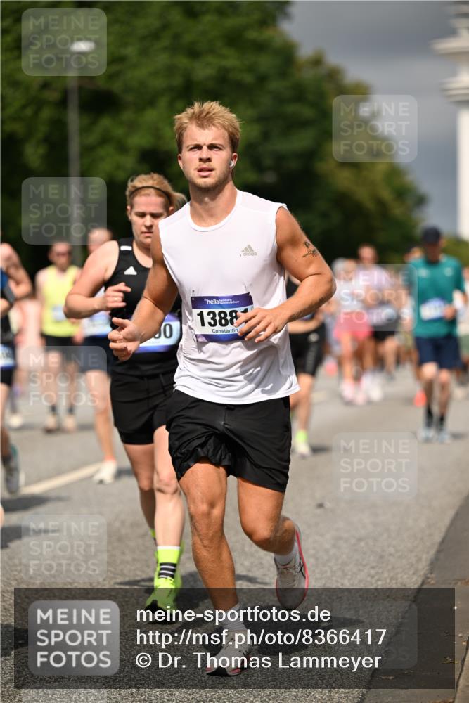 29.06.2025 - hella hamburg halbmarathon Dr. Thomas Lammeyer http://msf.ph/oto/8366417 29.06.2025 10:19:27 Kennedybrücke 1890, 2110, 2494, 2720, 2989, 3417, 4007, 4466, 4492, 4494, 5069, 5271, 5739, 5986, 6248, 6287, 6376, 6576, 7452, 7809, 7810, 8237, 9113, 9423, 9556, 9657, 9847, 9997, 10108, 10775, 10963 meine-sportfotos.de