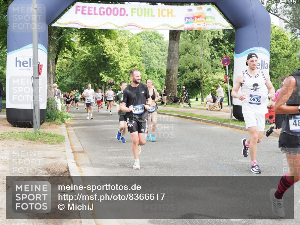 29.06.2025 - hella hamburg halbmarathon MichiJ http://msf.ph/oto/8366617 29.06.2025 10:43:58 Zwischen KM18-KM19 2417, 2676, 4833, 4940, 4951, 5570, 6835, 9361, 11554, 13523, 14867, 15349, 16257, 17617, 17779 meine-sportfotos.de
