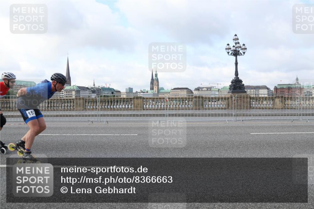 29.06.2025 - hella hamburg halbmarathon Lena Gebhardt http://msf.ph/oto/8366663 29.06.2025 08:49:27 Lombardsbrücke 157 meine-sportfotos.de