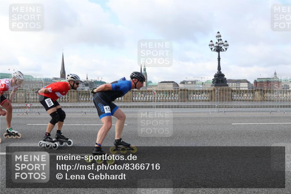 29.06.2025 - hella hamburg halbmarathon Lena Gebhardt http://msf.ph/oto/8366716 29.06.2025 08:49:27 Lombardsbrücke 388 meine-sportfotos.de