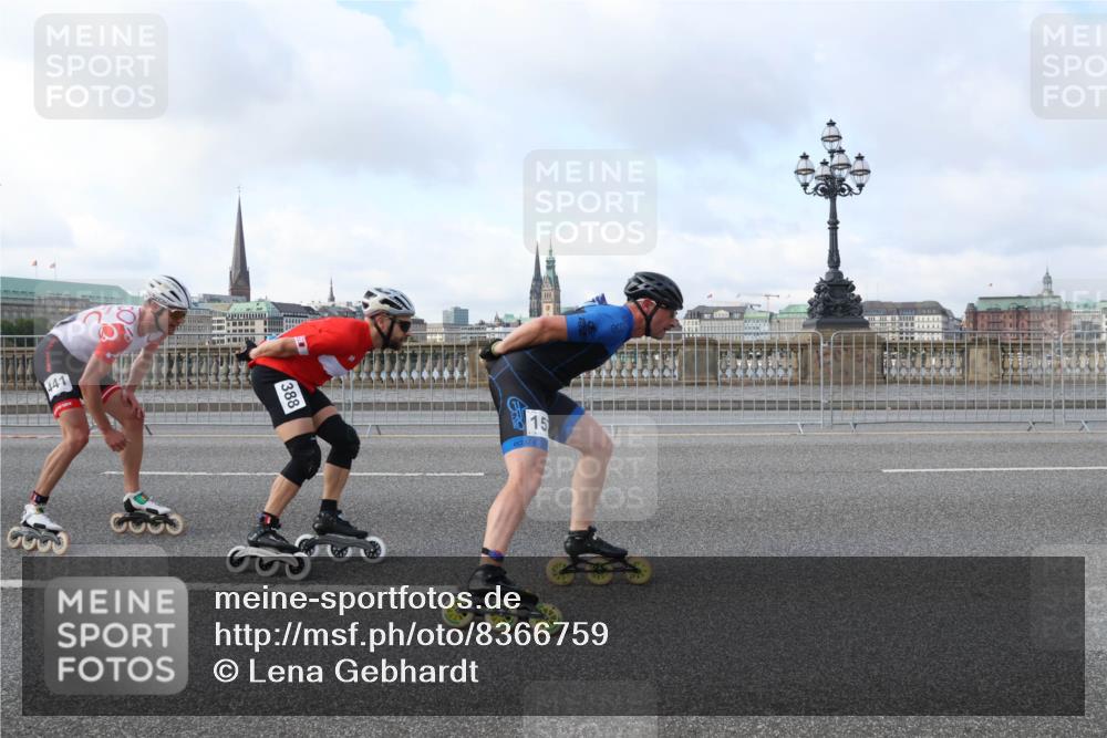 29.06.2025 - hella hamburg halbmarathon Lena Gebhardt http://msf.ph/oto/8366759 29.06.2025 08:49:27 Lombardsbrücke 441, 388, 15 meine-sportfotos.de