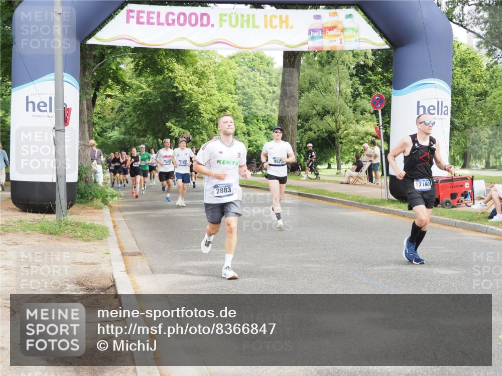 29.06.2025 - hella hamburg halbmarathon MichiJ http://msf.ph/oto/8366847 29.06.2025 10:44:03 Zwischen KM18-KM19 2883, 4833, 4951, 5570, 6835, 9577, 11083, 11554, 15349, 16257, 16261, 17160, 17617, 18388 meine-sportfotos.de
