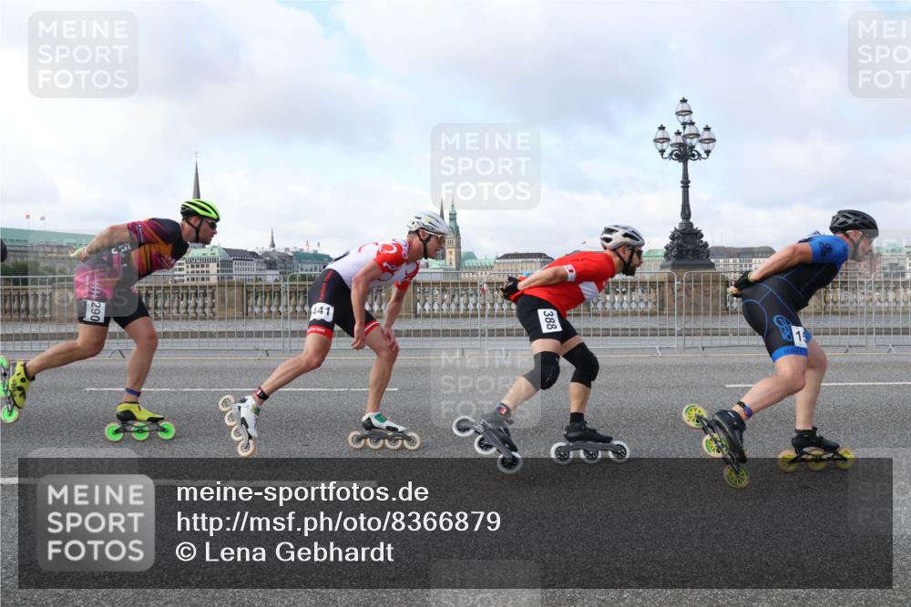 29.06.2025 - hella hamburg halbmarathon Lena Gebhardt http://msf.ph/oto/8366879 29.06.2025 08:49:27 Lombardsbrücke 230, 441, 388 meine-sportfotos.de
