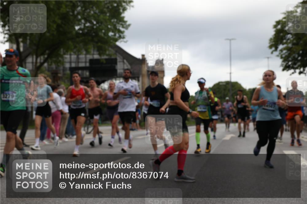 29.06.2025 - hella hamburg halbmarathon Yannick Fuchs http://msf.ph/oto/8367074 29.06.2025 10:53:25 20KM 2348, 2584, 2780, 2957, 2978, 3114, 3279, 3425, 3983, 4088, 4592, 4796, 5885, 6087, 6220, 6438, 7031, 7223, 7287, 10488, 10587, 10759, 10896, 10943, 11018, 11757, 11935, 11938, 12206, 12261, 12564, 12633, 12736, 12779, 12862, 13583, 13706, 13761, 14567, 14732, 14902, 14928, 14965, 15232, 15284, 15785, 16227, 16341, 16754, 16910, 16915, 16980, 17176, 17304, 17503, 17630, 18467, 18485, 18716, 18855, 19015, 19160 meine-sportfotos.de