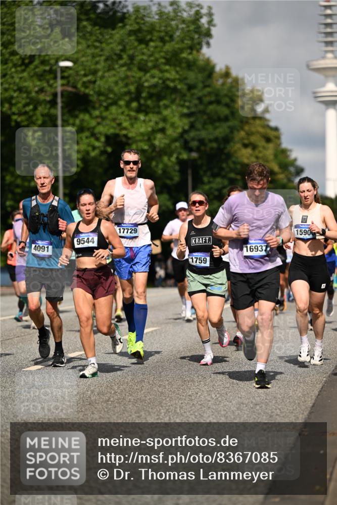 29.06.2025 - hella hamburg halbmarathon Dr. Thomas Lammeyer http://msf.ph/oto/8367085 29.06.2025 09:57:02 Kennedybrücke 1163, 1176, 1391, 1558, 1759, 2213, 2234, 2365, 2402, 2623, 2788, 3004, 3146, 3186, 4091, 4310, 4553, 4997, 5022, 5623, 5624, 5692, 6071, 6081, 6203, 6375, 6460, 6712, 6903, 7147, 7204, 7322, 7448, 7450, 7765, 8063, 8819, 9126, 9303, 9305, 9534, 9544, 9585, 9794, 10246, 11094 meine-sportfotos.de