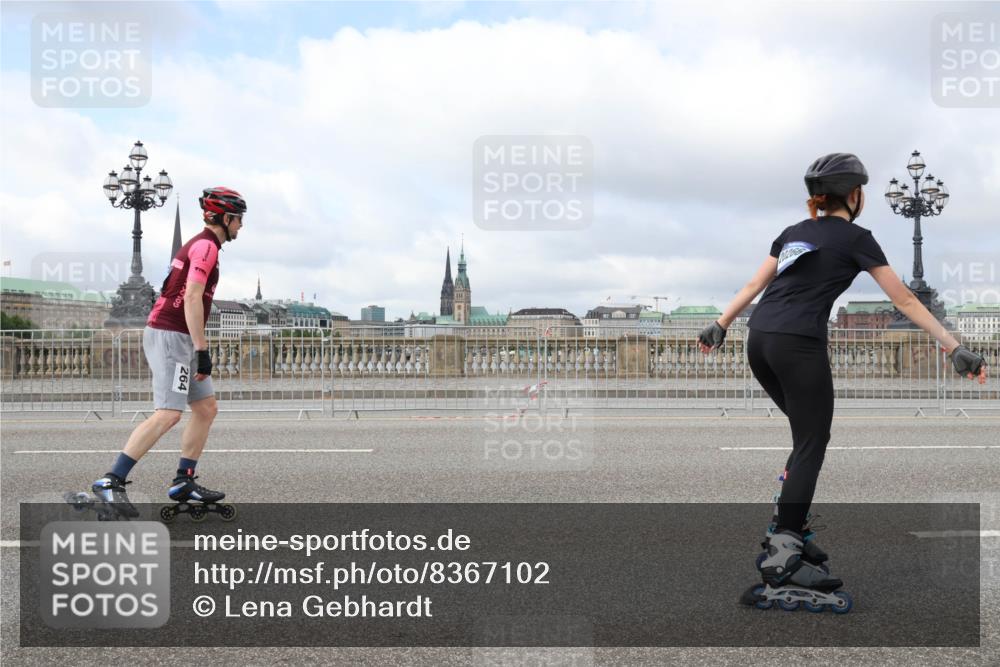 29.06.2025 - hella hamburg halbmarathon Lena Gebhardt http://msf.ph/oto/8367102 29.06.2025 09:10:53 Lombardsbrücke 100, 264 meine-sportfotos.de