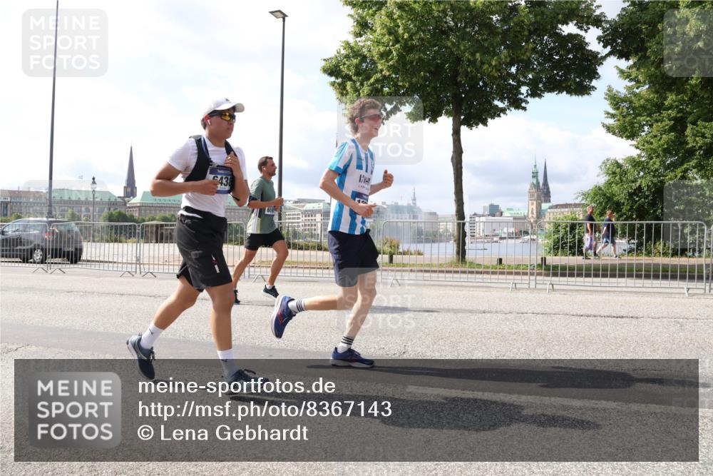 29.06.2025 - hella hamburg halbmarathon Lena Gebhardt http://msf.ph/oto/8367143 29.06.2025 10:01:57 Lombardsbrücke 438, 1184, 1329, 1364, 1432, 1453, 1464, 1653, 1722, 1724, 1729, 1881, 1940, 2167, 2591, 2806, 2957, 3039, 3169, 3199, 4286, 4322, 4328, 4663, 4985, 5547, 5570, 5602, 5603, 5742, 6166, 6281, 6302, 6322, 6327, 6438, 6595, 6921, 7031, 7189, 7223, 7243, 8392, 8578, 8822, 8926, 9156, 9230, 9353, 9741, 9928, 10177, 10281, 10301, 10882, 10915, 11043, 11554, 11938, 12315, 12316, 12491, 14471, 14660, 14677, 16420 meine-sportfotos.de