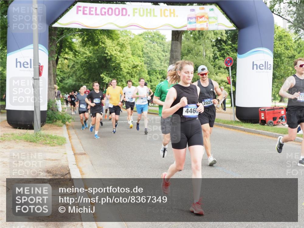 29.06.2025 - hella hamburg halbmarathon MichiJ http://msf.ph/oto/8367349 29.06.2025 10:44:10 Zwischen KM18-KM19 1715, 1719, 1833, 2025, 3093, 3413, 4467, 9577, 13376, 15189, 16093, 16830, 17769 meine-sportfotos.de