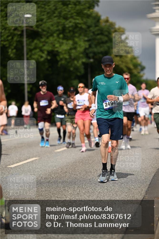 29.06.2025 - hella hamburg halbmarathon Dr. Thomas Lammeyer http://msf.ph/oto/8367612 29.06.2025 10:19:31 Kennedybrücke 1440, 1890, 2110, 2140, 2494, 2720, 2989, 3417, 4007, 4466, 4492, 4494, 5069, 5739, 5986, 6287, 6376, 6576, 7452, 7809, 7810, 7941, 7942, 8885, 9113, 9423, 9556, 9657, 9847, 9997, 10108, 10775, 10963 meine-sportfotos.de