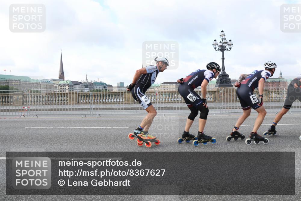 29.06.2025 - hella hamburg halbmarathon Lena Gebhardt http://msf.ph/oto/8367627 29.06.2025 08:49:28 Lombardsbrücke 75, 493, 449 meine-sportfotos.de