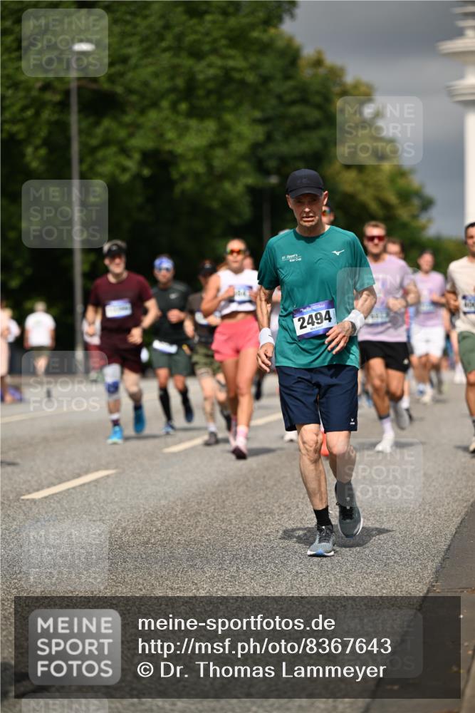 29.06.2025 - hella hamburg halbmarathon Dr. Thomas Lammeyer http://msf.ph/oto/8367643 29.06.2025 10:19:31 Kennedybrücke 1440, 1890, 2110, 2140, 2494, 2720, 2989, 3417, 4007, 4466, 4492, 4494, 5069, 5739, 5986, 6287, 6376, 6576, 7452, 7809, 7810, 7941, 7942, 8885, 9113, 9423, 9556, 9657, 9847, 9997, 10108, 10775, 10963 meine-sportfotos.de