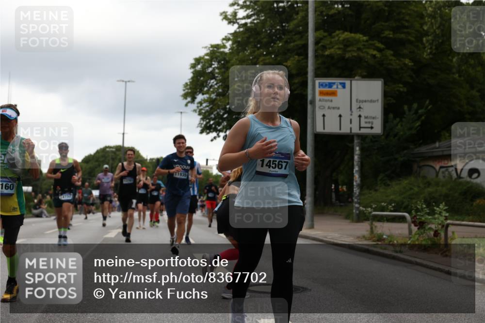 29.06.2025 - hella hamburg halbmarathon Yannick Fuchs http://msf.ph/oto/8367702 29.06.2025 10:53:26 20KM 2348, 2584, 2780, 2957, 2978, 3114, 3279, 3425, 3983, 4088, 4238, 4592, 4796, 5885, 6087, 6220, 6438, 7031, 7223, 7287, 9985, 10488, 10587, 10759, 10896, 10943, 11018, 11757, 11935, 11938, 12206, 12261, 12564, 12736, 12779, 12862, 13583, 13706, 13761, 14567, 14732, 14902, 14928, 14965, 15232, 15284, 15785, 16227, 16341, 16754, 16910, 16915, 16980, 17176, 17304, 17503, 17630, 18467, 18485, 18716, 18855, 19015, 19160 meine-sportfotos.de