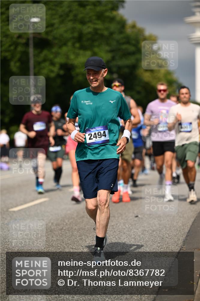 29.06.2025 - hella hamburg halbmarathon Dr. Thomas Lammeyer http://msf.ph/oto/8367782 29.06.2025 10:19:32 Kennedybrücke 1440, 1890, 2110, 2140, 2494, 2720, 2989, 3417, 4007, 4466, 4492, 4494, 5069, 5739, 6287, 6376, 6576, 7452, 7809, 7810, 7941, 7942, 8885, 9113, 9192, 9423, 9556, 9657, 9847, 10108, 10775, 10963 meine-sportfotos.de