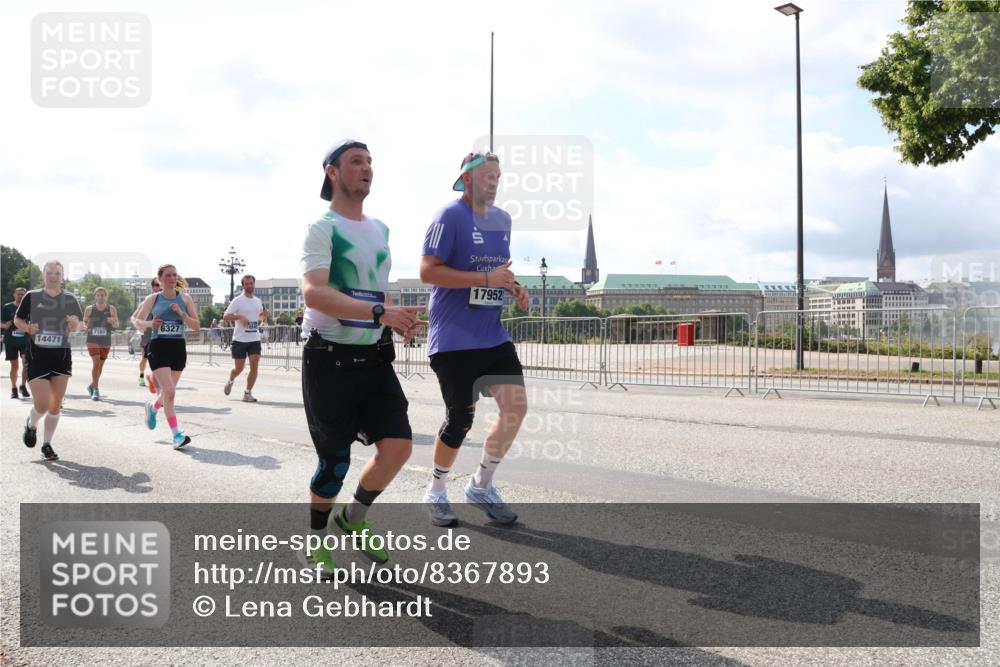 29.06.2025 - hella hamburg halbmarathon Lena Gebhardt http://msf.ph/oto/8367893 29.06.2025 10:02:01 Lombardsbrücke 14471, 7189, 6327, 17952, 1184, 1329, 1364, 1432, 1453, 1464, 1653, 1722, 1724, 1729, 1881, 1940, 2142, 2167, 2322, 2323, 2591, 2806, 2957, 3039, 3169, 4286, 4328, 4663, 4985, 5547, 5602, 5603, 5742, 5763, 6166, 6295, 6302, 6322, 6327, 6438, 6595, 6921, 7031, 7189, 7223, 7243, 8392, 8578, 8822, 8926, 9020, 9021, 9156, 9230, 9353, 9741, 9928, 10177, 10281, 10301, 10882, 10915, 11043, 11554, 11871, 11938, 12315, 12316, 12491, 14471, 14660, 14677, 16420 meine-sportfotos.de