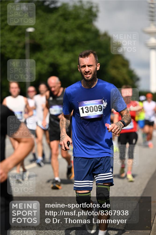 29.06.2025 - hella hamburg halbmarathon Dr. Thomas Lammeyer http://msf.ph/oto/8367938 29.06.2025 09:57:08 Kennedybrücke 1558, 1759, 2234, 2365, 2402, 2623, 2890, 3004, 3146, 3186, 4091, 4310, 4553, 5022, 5692, 6071, 6081, 6203, 6282, 6375, 6460, 6575, 6903, 7147, 7322, 7448, 7450, 7480, 7734, 8819, 9126, 9200, 9303, 9305, 9544, 9633, 9794, 11094, 11283 meine-sportfotos.de