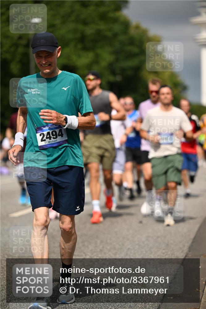 29.06.2025 - hella hamburg halbmarathon Dr. Thomas Lammeyer http://msf.ph/oto/8367961 29.06.2025 10:19:33 Kennedybrücke 1440, 1890, 2110, 2140, 2494, 2720, 2989, 3417, 4007, 4466, 5069, 5739, 6287, 6376, 6576, 7452, 7809, 7810, 7941, 7942, 8885, 9113, 9192, 9423, 9556, 9657, 9847, 10108, 10775, 10963 meine-sportfotos.de
