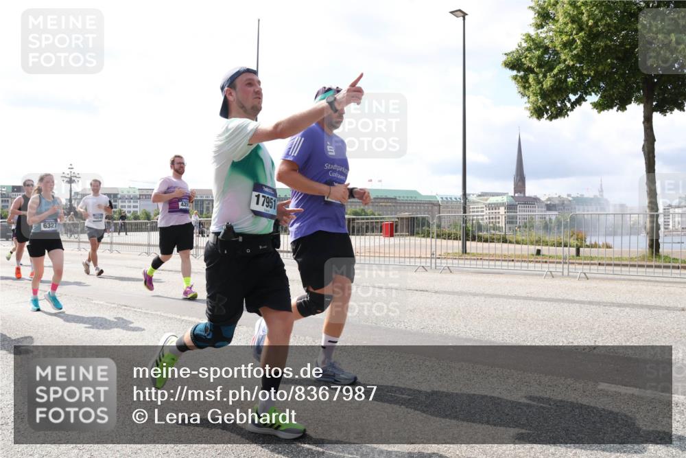 29.06.2025 - hella hamburg halbmarathon Lena Gebhardt http://msf.ph/oto/8367987 29.06.2025 10:02:01 Lombardsbrücke 16540, 6327, 428, 17951, 1184, 1329, 1364, 1432, 1453, 1464, 1653, 1722, 1724, 1729, 1881, 1940, 2142, 2167, 2322, 2323, 2591, 2806, 2957, 3039, 3169, 4286, 4328, 4663, 4985, 5547, 5602, 5603, 5742, 5763, 6166, 6295, 6302, 6322, 6327, 6438, 6595, 6921, 7031, 7189, 7223, 7243, 8392, 8578, 8822, 8926, 9020, 9021, 9156, 9230, 9353, 9741, 9928, 10177, 10281, 10301, 10882, 10915, 11043, 11554, 11871, 11938, 12315, 12316, 12491, 14471, 14660, 14677, 16420 meine-sportfotos.de