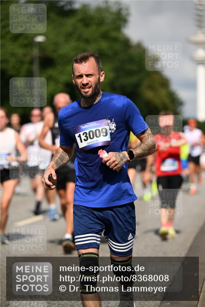 29.06.2025 - hella hamburg halbmarathon Dr. Thomas Lammeyer http://msf.ph/oto/8368008 29.06.2025 09:57:08 Kennedybrücke 1558, 1759, 2234, 2365, 2402, 2623, 2890, 3004, 3146, 3186, 4091, 4310, 4553, 5022, 5692, 6071, 6081, 6203, 6282, 6375, 6460, 6575, 6903, 7147, 7322, 7448, 7450, 7480, 7734, 8819, 9126, 9200, 9303, 9305, 9544, 9633, 9794, 11094, 11283 meine-sportfotos.de