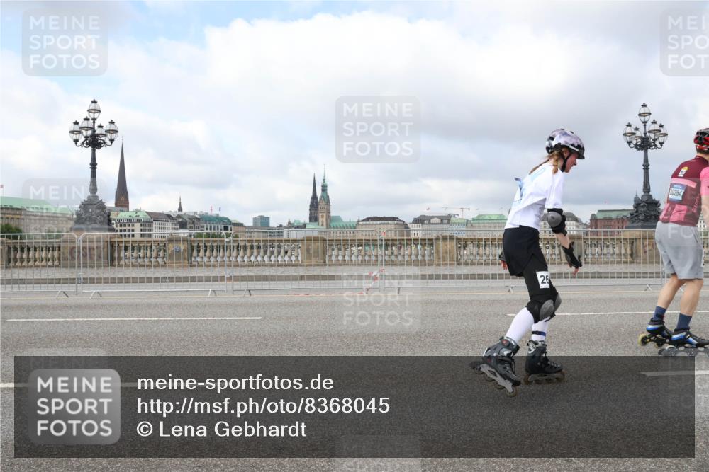 29.06.2025 - hella hamburg halbmarathon Lena Gebhardt http://msf.ph/oto/8368045 29.06.2025 09:10:55 Lombardsbrücke 26, 20264 meine-sportfotos.de
