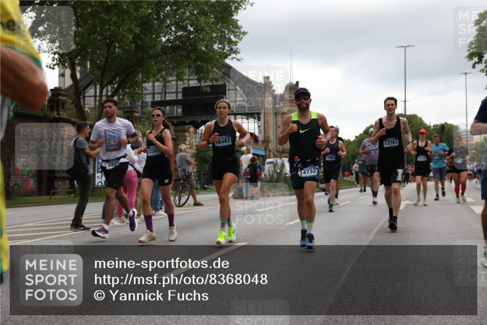 29.06.2025 - hella hamburg halbmarathon Yannick Fuchs http://msf.ph/oto/8368048 29.06.2025 10:53:27 20KM 2348, 2584, 2780, 3114, 3279, 3425, 3983, 4088, 4238, 4592, 4796, 5885, 6087, 6220, 6438, 7031, 7223, 7287, 8030, 9985, 10488, 10587, 10759, 10896, 10943, 11018, 11757, 11935, 11938, 12206, 12261, 12564, 12736, 12779, 12862, 13583, 13706, 13761, 14567, 14732, 14902, 14928, 14965, 15232, 15284, 15785, 16227, 16341, 16530, 16754, 16910, 16915, 16980, 17176, 17304, 17503, 17630, 18467, 18485, 18716, 18855, 19015, 19160 meine-sportfotos.de