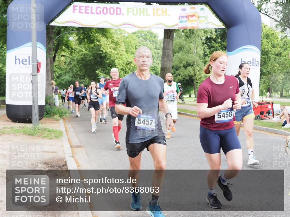 29.06.2025 - hella hamburg halbmarathon MichiJ http://msf.ph/oto/8368063 29.06.2025 10:44:14 Zwischen KM18-KM19 1200, 1715, 1833, 2025, 2488, 3093, 3413, 3859, 4426, 4467, 5457, 5458, 5728, 12774, 13376, 15189, 15584, 15726, 16830, 17769, 18966 meine-sportfotos.de