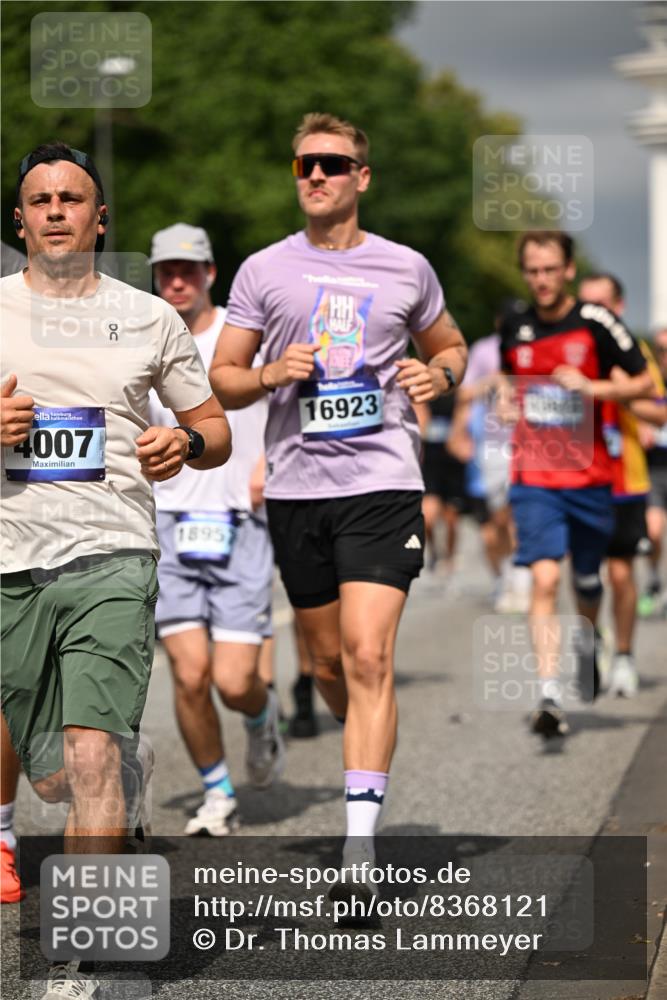 29.06.2025 - hella hamburg halbmarathon Dr. Thomas Lammeyer http://msf.ph/oto/8368121 29.06.2025 10:19:35 Kennedybrücke 1440, 1890, 2110, 2140, 2494, 2720, 2989, 3417, 4007, 4466, 5069, 5739, 6287, 6376, 6576, 7452, 7809, 7810, 7941, 7942, 8885, 9113, 9192, 9556, 9657, 9847, 10108, 10608, 10775, 10963 meine-sportfotos.de