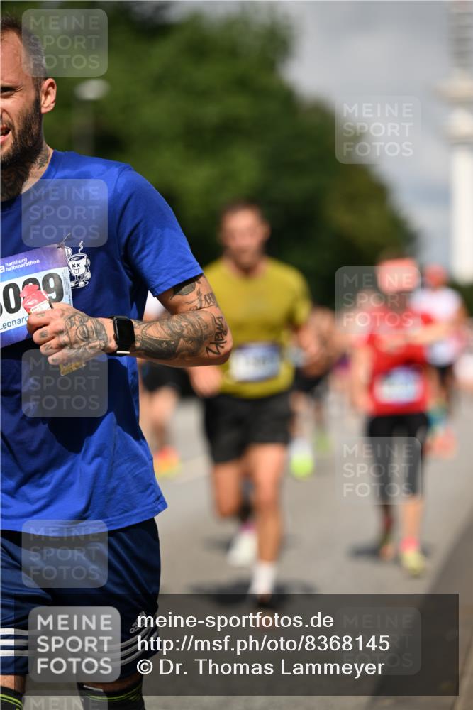 29.06.2025 - hella hamburg halbmarathon Dr. Thomas Lammeyer http://msf.ph/oto/8368145 29.06.2025 09:57:09 Kennedybrücke 1558, 1759, 2234, 2365, 2402, 2623, 2890, 3004, 3146, 3186, 4091, 4310, 4553, 5022, 5692, 6071, 6081, 6203, 6282, 6375, 6460, 6575, 6903, 7322, 7448, 7450, 7480, 7734, 9030, 9043, 9126, 9200, 9303, 9305, 9544, 9633, 9723, 9794, 11283 meine-sportfotos.de