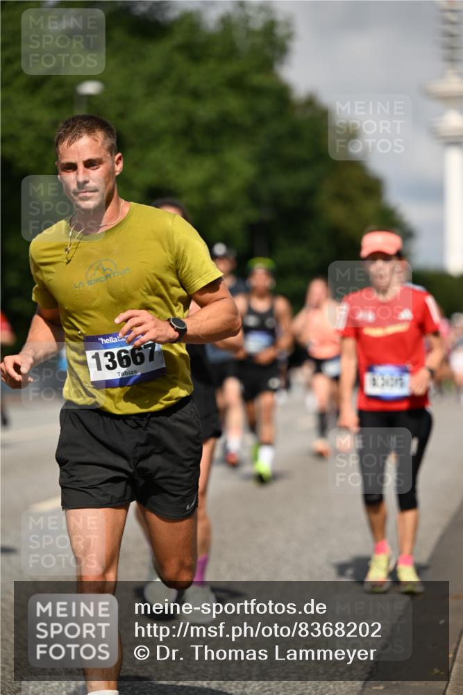 29.06.2025 - hella hamburg halbmarathon Dr. Thomas Lammeyer http://msf.ph/oto/8368202 29.06.2025 09:57:10 Kennedybrücke 1558, 1759, 2234, 2365, 2402, 2623, 2890, 3004, 3146, 3186, 4091, 4310, 4553, 4949, 5022, 5692, 6071, 6081, 6203, 6282, 6375, 6388, 6460, 6575, 6903, 7322, 7448, 7450, 7480, 7734, 9030, 9043, 9126, 9200, 9303, 9305, 9544, 9633, 9723, 9794, 11283 meine-sportfotos.de