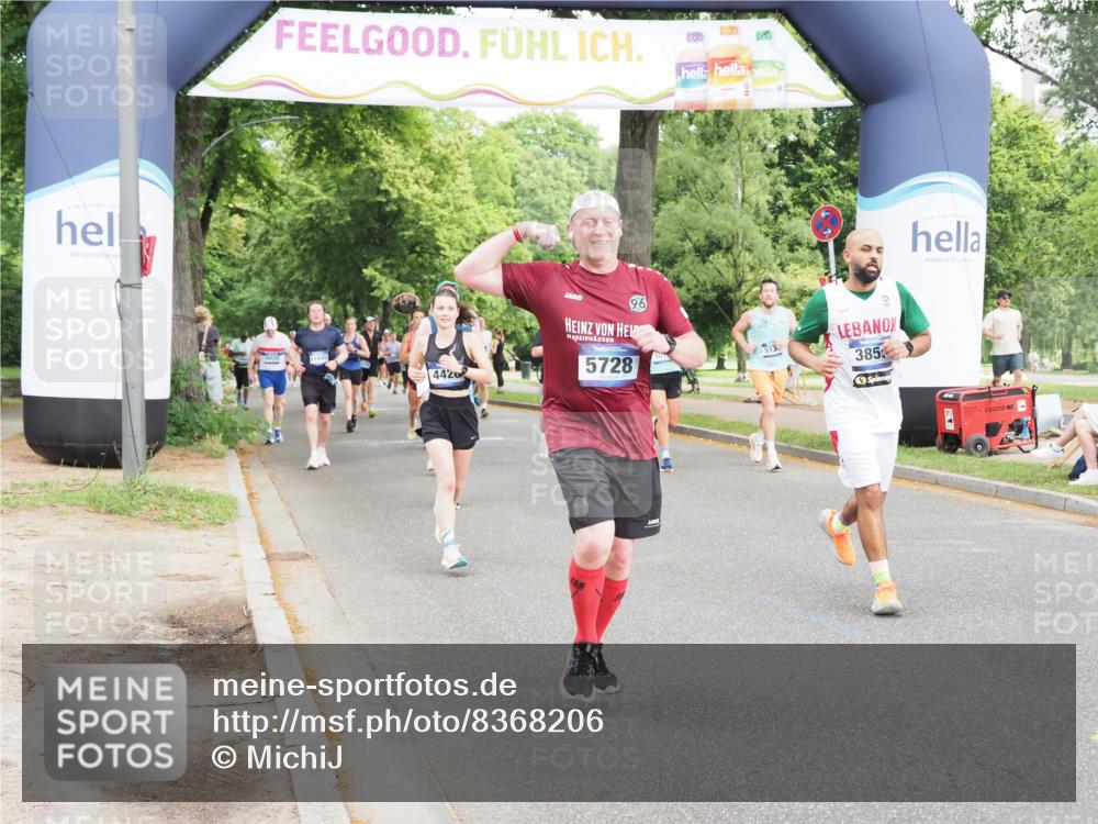 29.06.2025 - hella hamburg halbmarathon MichiJ http://msf.ph/oto/8368206 29.06.2025 10:44:15 Zwischen KM18-KM19 1200, 1833, 2025, 2488, 3093, 3413, 3859, 4426, 5015, 5457, 5458, 5728, 12773, 12774, 13376, 15189, 15584, 15726, 16830, 17769, 18966 meine-sportfotos.de