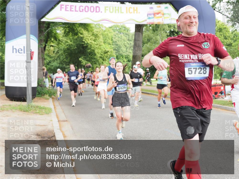29.06.2025 - hella hamburg halbmarathon MichiJ http://msf.ph/oto/8368305 29.06.2025 10:44:16 Zwischen KM18-KM19 1200, 1833, 2025, 2488, 3413, 3859, 4426, 5015, 5134, 5457, 5458, 5728, 12773, 12774, 13376, 15110, 15584, 15726, 16830, 17769, 18966 meine-sportfotos.de