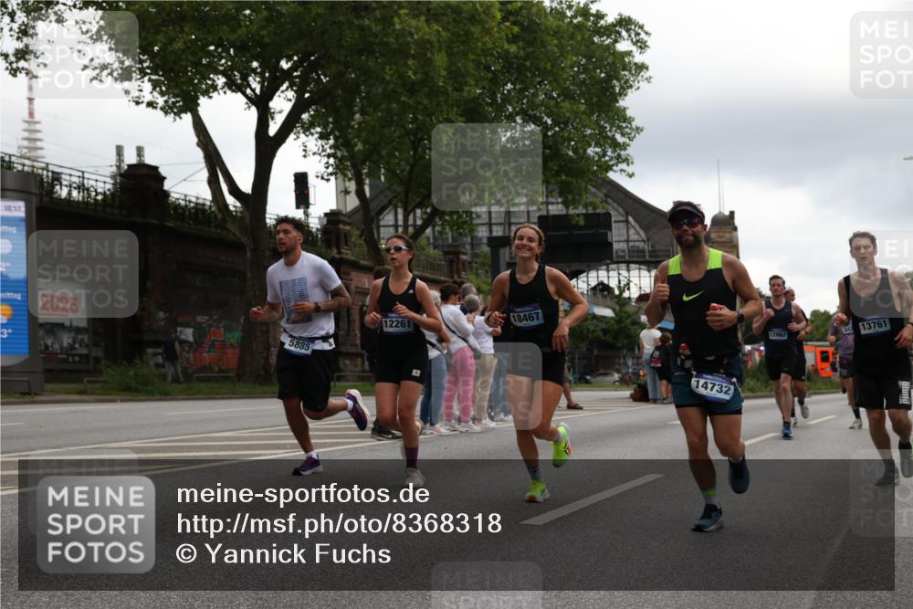 29.06.2025 - hella hamburg halbmarathon Yannick Fuchs http://msf.ph/oto/8368318 29.06.2025 10:53:28 20KM 2348, 2780, 3114, 3279, 3425, 3983, 4088, 4238, 4796, 4986, 5885, 6087, 6220, 6438, 7031, 7223, 7287, 8030, 8807, 9985, 10488, 10587, 10896, 10943, 11018, 11114, 11757, 11935, 11938, 12206, 12261, 12564, 12736, 12779, 12862, 13583, 13706, 13761, 14567, 14732, 14902, 14928, 14965, 15232, 15284, 15785, 16227, 16530, 16754, 16910, 16915, 16980, 17176, 17304, 17503, 17630, 18467, 18485, 18716, 18855, 19015, 19160 meine-sportfotos.de