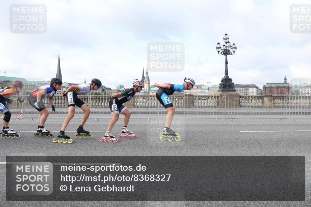 29.06.2025 - hella hamburg halbmarathon Lena Gebhardt http://msf.ph/oto/8368327 29.06.2025 08:50:02 Lombardsbrücke 190 meine-sportfotos.de