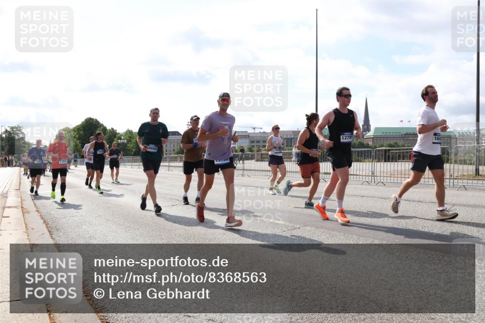 29.06.2025 - hella hamburg halbmarathon Lena Gebhardt http://msf.ph/oto/8368563 29.06.2025 10:02:03 Lombardsbrücke 7223, 1364, 16420, 14660, 1513, 12781, 1654, 1184, 1329, 1364, 1432, 1453, 1464, 1653, 1722, 1729, 1881, 1940, 2142, 2167, 2322, 2323, 2591, 2806, 2957, 3039, 3169, 4286, 4328, 4663, 4985, 5547, 5602, 5603, 5742, 5763, 6166, 6295, 6322, 6327, 6438, 6595, 6921, 7031, 7189, 7223, 7243, 8578, 8926, 9020, 9021, 9156, 9230, 9353, 9741, 9928, 10177, 10281, 10301, 10882, 10915, 11554, 11871, 11938, 12315, 12316, 12491, 14471, 14660, 14677, 16420 meine-sportfotos.de