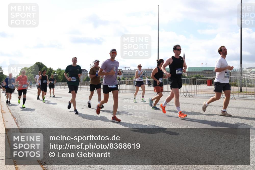 29.06.2025 - hella hamburg halbmarathon Lena Gebhardt http://msf.ph/oto/8368619 29.06.2025 10:02:03 Lombardsbrücke 4660, 16420, 718, 7223, 1364, 12781, 1654, 1184, 1329, 1364, 1432, 1453, 1464, 1653, 1722, 1729, 1881, 1940, 2142, 2167, 2322, 2323, 2591, 2806, 2957, 3039, 3169, 4286, 4328, 4663, 4985, 5547, 5602, 5603, 5742, 5763, 6166, 6295, 6322, 6327, 6438, 6595, 6921, 7031, 7189, 7223, 7243, 8578, 8926, 9020, 9021, 9156, 9230, 9353, 9741, 9928, 10177, 10281, 10301, 10882, 10915, 11554, 11871, 11938, 12315, 12316, 12491, 14471, 14660, 14677, 16420 meine-sportfotos.de