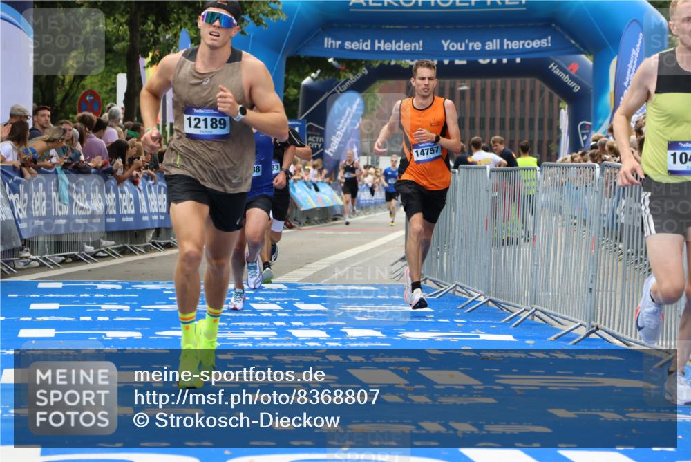 29.06.2025 - hella hamburg halbmarathon Strokosch-Dieckow http://msf.ph/oto/8368807 29.06.2025 10:27:59 Ziel 10106, 10485, 12189, 13383, 14757, 15883, 16377, 17488 meine-sportfotos.de