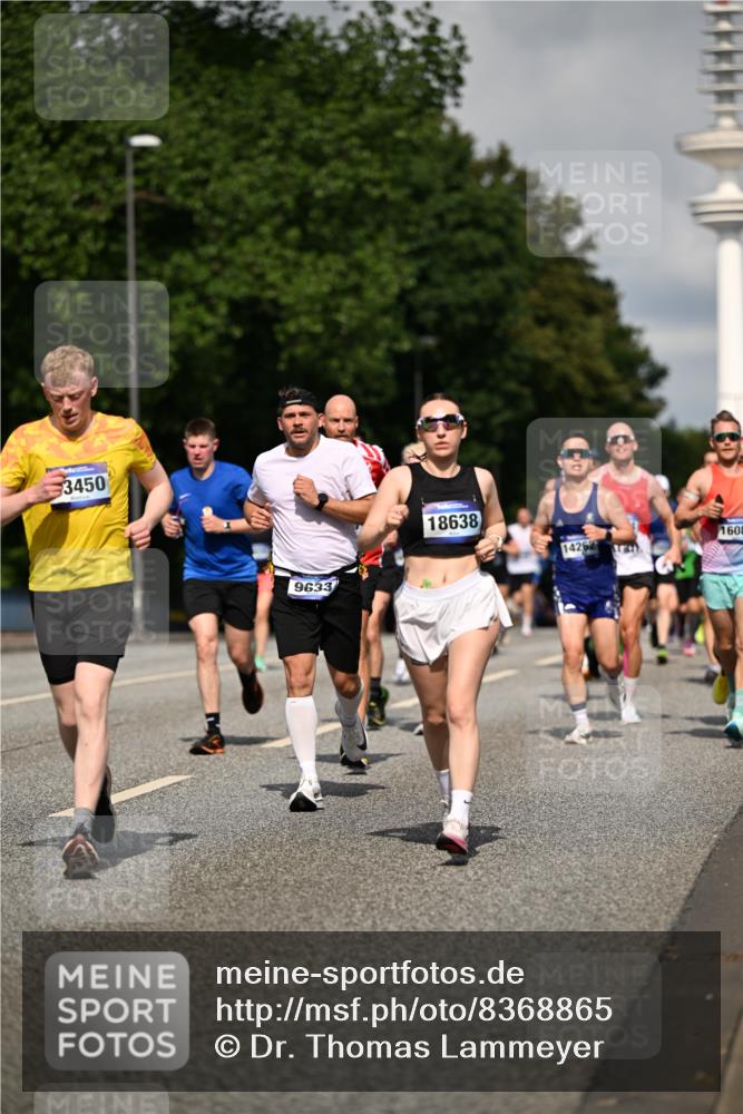 29.06.2025 - hella hamburg halbmarathon Dr. Thomas Lammeyer http://msf.ph/oto/8368865 29.06.2025 09:57:19 Kennedybrücke 1466, 2234, 2270, 2623, 2890, 2937, 3004, 3186, 3414, 3852, 4235, 4247, 4310, 4553, 4949, 5022, 5115, 5362, 5460, 5532, 5650, 6071, 6203, 6282, 6375, 6388, 6460, 6575, 6903, 7167, 7385, 7448, 7480, 7734, 8023, 9030, 9043, 9126, 9200, 9303, 9305, 9633, 9723, 9965, 10792, 11077, 11283 meine-sportfotos.de