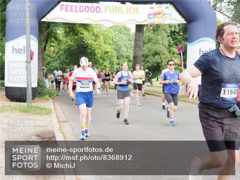 29.06.2025 - hella hamburg halbmarathon MichiJ http://msf.ph/oto/8368912 29.06.2025 10:44:20 Zwischen KM18-KM19 1200, 3859, 4426, 5015, 5134, 5457, 5458, 5728, 7159, 11645, 12773, 15110, 15584, 16418, 16531, 16909, 17848, 18966 meine-sportfotos.de