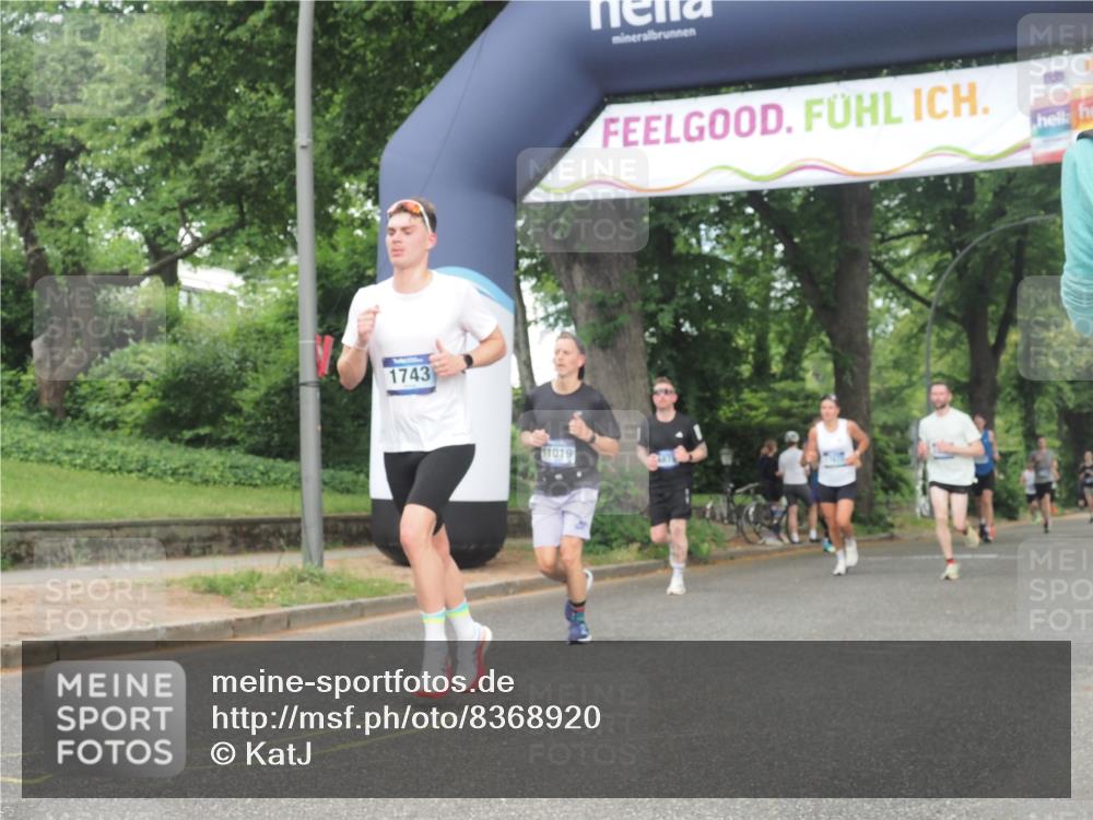29.06.2025 - hella hamburg halbmarathon KatJ http://msf.ph/oto/8368920 29.06.2025 10:23:21 Zwischen KM18-KM19 1743, 5550, 7628 meine-sportfotos.de