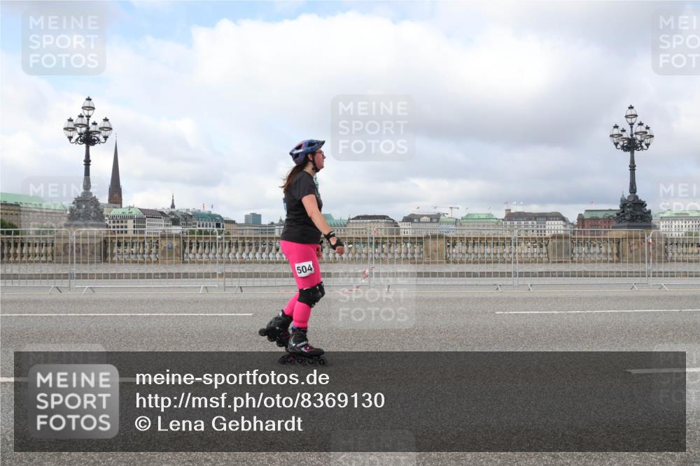 29.06.2025 - hella hamburg halbmarathon Lena Gebhardt http://msf.ph/oto/8369130 29.06.2025 09:10:57 Lombardsbrücke  meine-sportfotos.de
