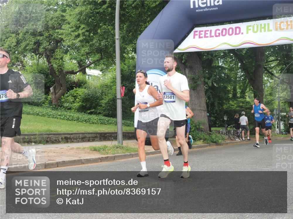 29.06.2025 - hella hamburg halbmarathon KatJ http://msf.ph/oto/8369157 29.06.2025 10:23:23 Zwischen KM18-KM19 1743, 7628 meine-sportfotos.de