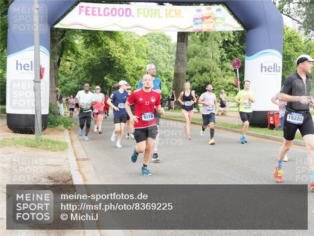 29.06.2025 - hella hamburg halbmarathon MichiJ http://msf.ph/oto/8369225 29.06.2025 10:44:23 Zwischen KM18-KM19 2652, 3575, 4632, 5015, 5134, 5391, 6892, 7159, 9316, 10788, 11645, 12773, 15110, 15220, 16418, 16531, 16634, 16909, 17405, 17848, 18180 meine-sportfotos.de
