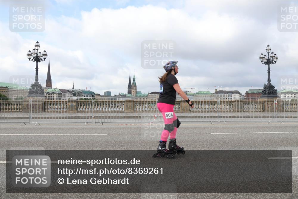 29.06.2025 - hella hamburg halbmarathon Lena Gebhardt http://msf.ph/oto/8369261 29.06.2025 09:10:58 Lombardsbrücke 504 meine-sportfotos.de