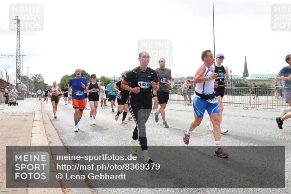29.06.2025 - hella hamburg halbmarathon Lena Gebhardt http://msf.ph/oto/8369379 29.06.2025 10:39:39 Lombardsbrücke 13495, 11461, 12217, 10849, 6748, 2843, 1586, 1760, 1856, 1883, 1899, 2092, 2313, 2578, 2843, 2893, 2976, 3046, 3275, 3353, 3727, 3882, 3883, 3884, 4298, 4523, 4603, 4609, 4659, 4752, 4855, 4882, 5045, 5654, 5701, 6321, 6342, 6343, 6427, 6428, 6698, 6719, 6726, 6739, 6748, 7045, 7053, 7125, 7199, 7341, 7429, 7501, 7506, 7524, 7684, 8107, 8203, 8243, 8612, 8995, 9393, 9420, 9446, 9569, 9698, 9747, 9777, 10001, 10441, 10512, 10516 meine-sportfotos.de