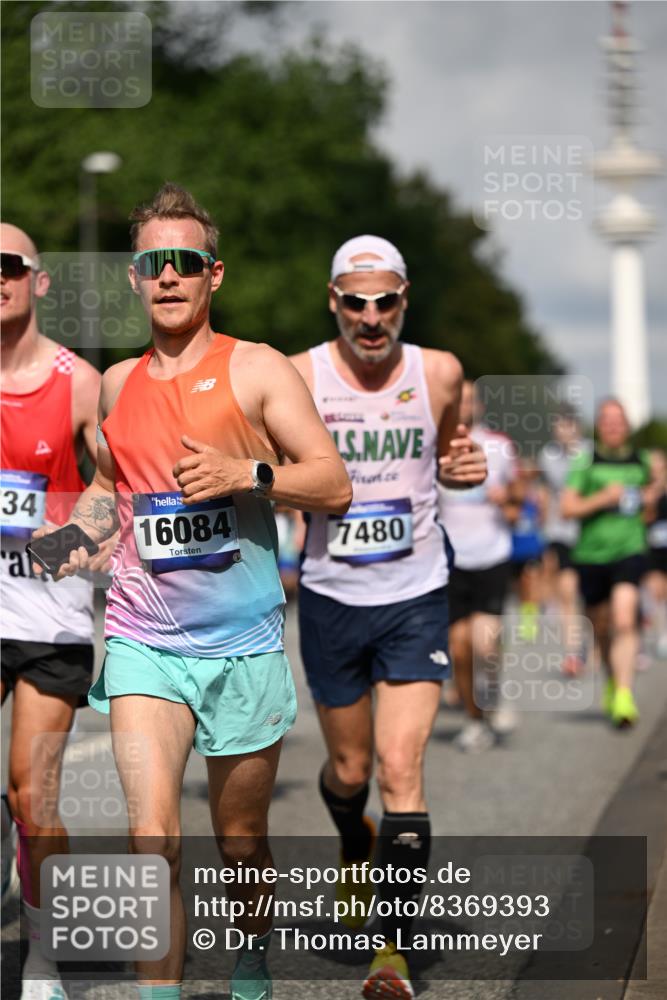 29.06.2025 - hella hamburg halbmarathon Dr. Thomas Lammeyer http://msf.ph/oto/8369393 29.06.2025 09:57:24 Kennedybrücke 1466, 1902, 2270, 2516, 2890, 2937, 3004, 3186, 3414, 3852, 4140, 4235, 4247, 4949, 5115, 5362, 5460, 5528, 5532, 5650, 6071, 6282, 6388, 6575, 6903, 7167, 7385, 7448, 7480, 7734, 8023, 9030, 9043, 9126, 9200, 9633, 9723, 9965, 10792, 11077, 11283 meine-sportfotos.de
