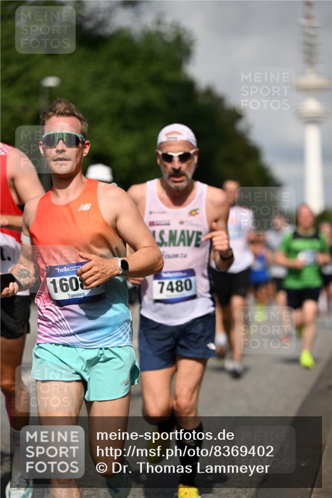 29.06.2025 - hella hamburg halbmarathon Dr. Thomas Lammeyer http://msf.ph/oto/8369402 29.06.2025 09:57:24 Kennedybrücke 1466, 1902, 2270, 2516, 2890, 2937, 3004, 3186, 3414, 3852, 4140, 4235, 4247, 4949, 5115, 5362, 5460, 5528, 5532, 5650, 6071, 6282, 6388, 6575, 6903, 7167, 7385, 7448, 7480, 7734, 8023, 9030, 9043, 9126, 9200, 9633, 9723, 9965, 10792, 11077, 11283 meine-sportfotos.de