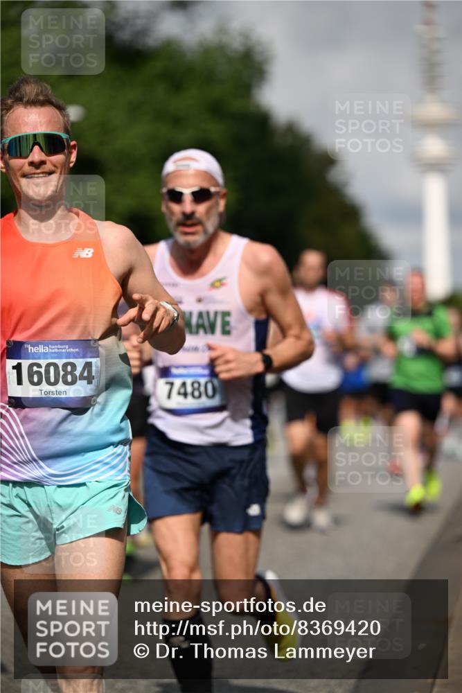 29.06.2025 - hella hamburg halbmarathon Dr. Thomas Lammeyer http://msf.ph/oto/8369420 29.06.2025 09:57:24 Kennedybrücke 1466, 1902, 2270, 2516, 2890, 2937, 3004, 3186, 3414, 3852, 4140, 4235, 4247, 4949, 5115, 5362, 5460, 5528, 5532, 5650, 6071, 6282, 6388, 6575, 6903, 7167, 7385, 7448, 7480, 7734, 8023, 9030, 9043, 9126, 9200, 9633, 9723, 9965, 10792, 11077, 11283 meine-sportfotos.de
