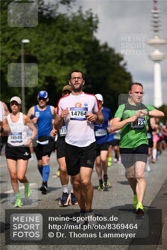 29.06.2025 - hella hamburg halbmarathon Dr. Thomas Lammeyer http://msf.ph/oto/8369464 29.06.2025 09:57:26 Kennedybrücke 1466, 1902, 2270, 2516, 2890, 2937, 3004, 3186, 3414, 3852, 4140, 4235, 4247, 4949, 5115, 5362, 5460, 5528, 5532, 5650, 6071, 6282, 6388, 6575, 6903, 7167, 7385, 7480, 7734, 8023, 8269, 9030, 9043, 9126, 9200, 9633, 9723, 9965, 10792, 11077, 11283 meine-sportfotos.de
