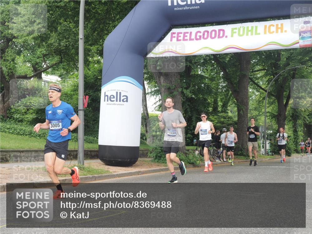 29.06.2025 - hella hamburg halbmarathon KatJ http://msf.ph/oto/8369488 29.06.2025 10:23:28 Zwischen KM18-KM19 3005, 5269 meine-sportfotos.de