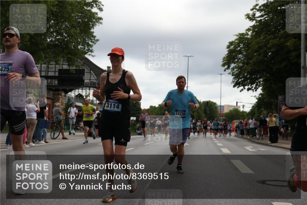 29.06.2025 - hella hamburg halbmarathon Yannick Fuchs http://msf.ph/oto/8369515 29.06.2025 10:53:32 20KM 2348, 2780, 3114, 3279, 3425, 4238, 4379, 4796, 4986, 5885, 6087, 6220, 6438, 7287, 7824, 8030, 8326, 8481, 8807, 9985, 10488, 10587, 10896, 11018, 11114, 11158, 11159, 11250, 11757, 11935, 11938, 12206, 12261, 12564, 12736, 12779, 12862, 13706, 13761, 14567, 14732, 14902, 14928, 14965, 15785, 15914, 16227, 16530, 16754, 16910, 16915, 16980, 17176, 17304, 17503, 18467, 18485, 18716, 18855, 19015, 19160 meine-sportfotos.de